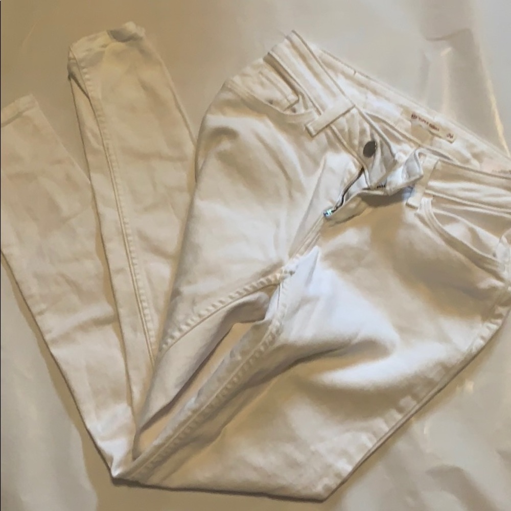 White Levi’s jeans 535 super skinny